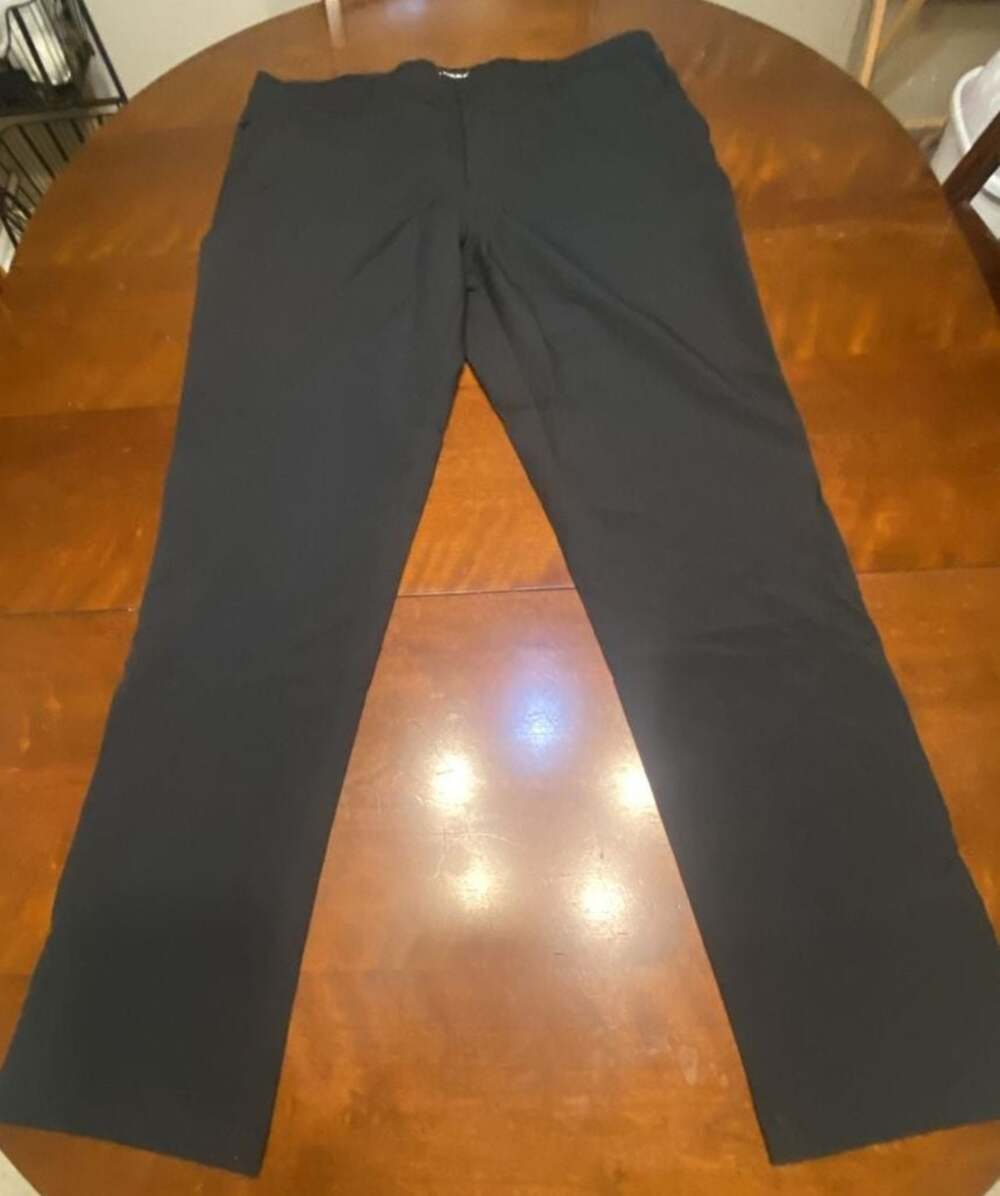 Banana Republic Men's Flat Front Performance Pants in Black, Size 40x34